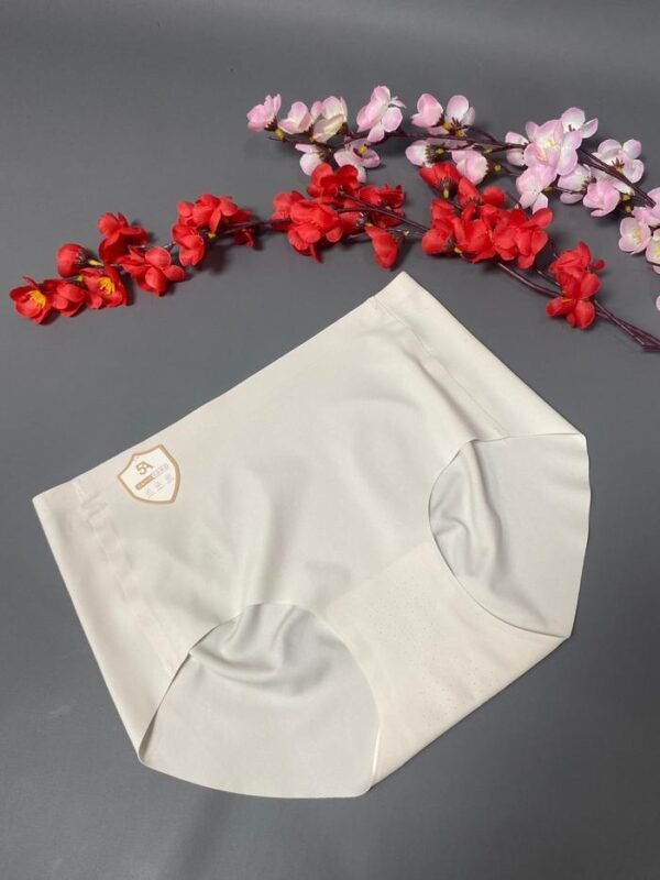 BenneLica Stylish CD 6411 Celana Dalam Cewek Wanita Dewasa Woman Underwear Woman Fashion Tipis Kuat Nyaman Ready Jumbo / Over / Big / + Size - Image 3